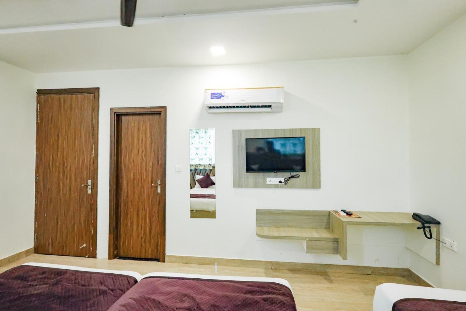 Hotel Orange Town آغْرا المظهر الخارجي الصورة